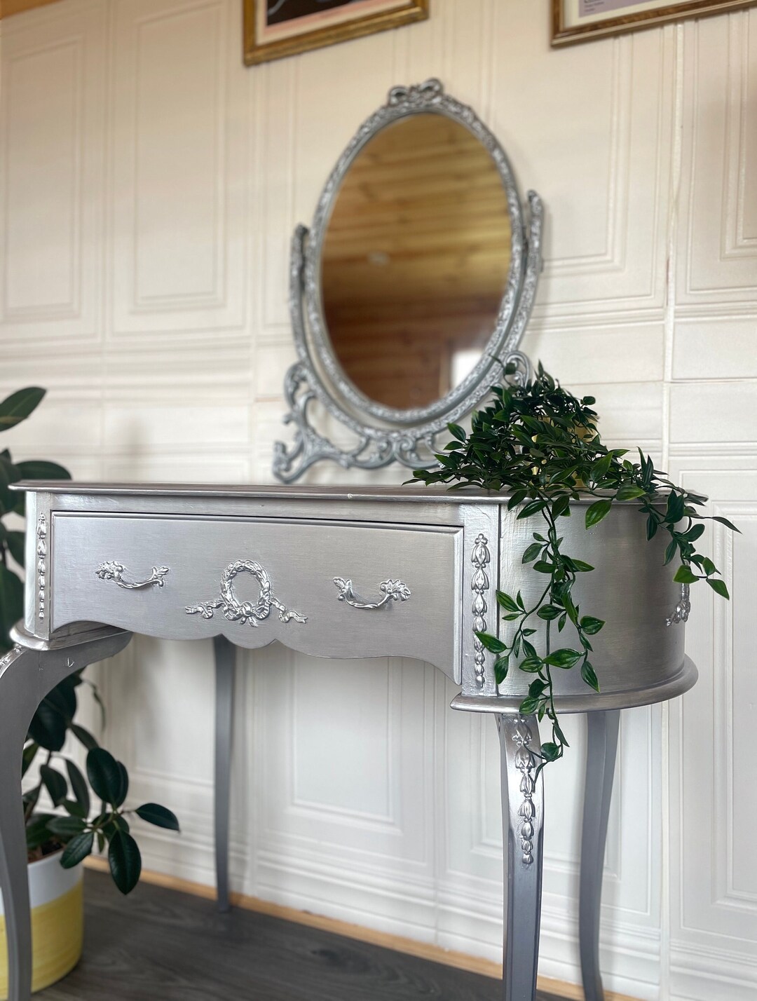 grey silver dressing table Homelegance Tamsin 3pcs Vanity Dresser with Mirror in Silver Grey Meta –  Sleep Center main image 1