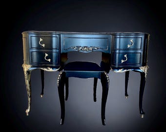 Ornate French Style Vanity: Vintage Louis Dressing Table
