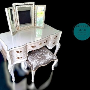 Rare French  Style vanity set | 5-drawer vintage dressing table set | Louis style vanity | Bespoke vintage furniture