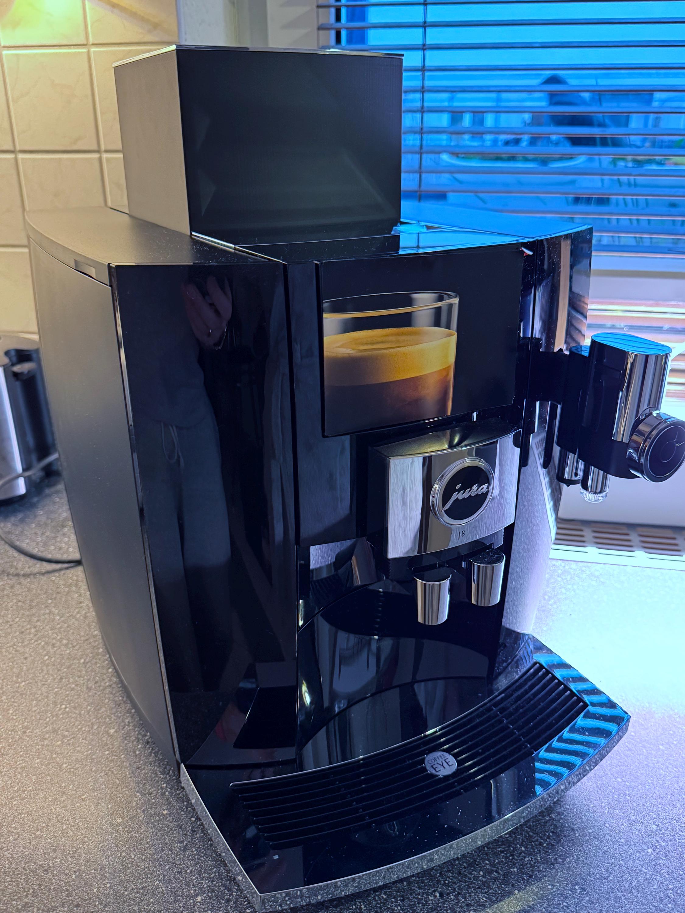 Jura E8 ジャンク品 JURA コーヒーマシン E8｜JURA12026｜[通販]ケーズデンキ