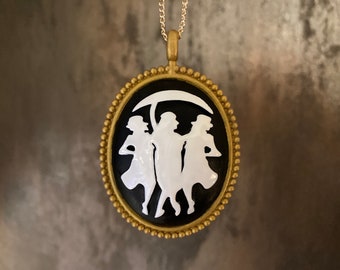 Agatha Harkness, Necklace, Brooch, File Australia