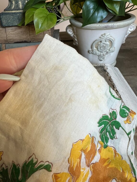 Set of 2 Yellow Floral Handkerchiefs / yellow flo… - image 2
