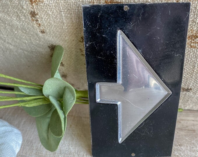 Vintage Metal Arrow / Wall Decor / Gallery Wall / Arrows / Etsy