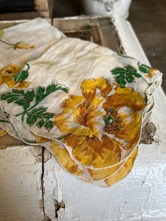 Set of 2 Yellow Floral Handkerchiefs / yellow flo… - image 4