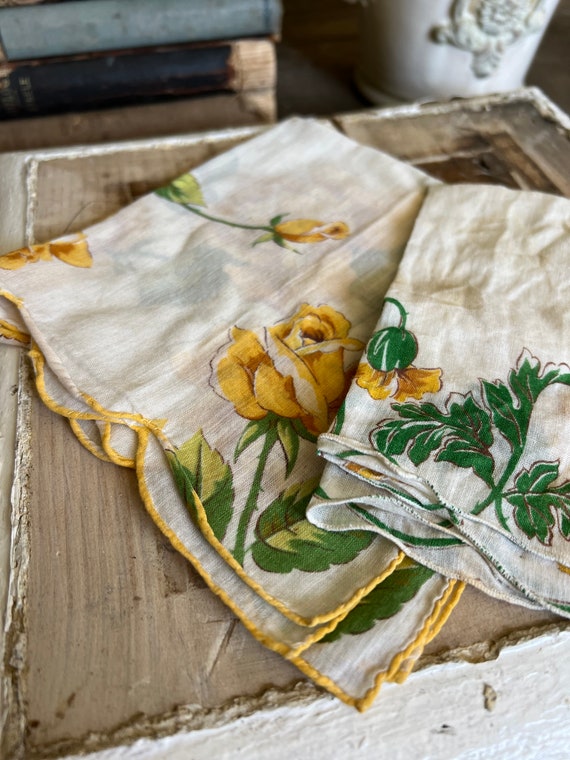 Set of 2 Yellow Floral Handkerchiefs / yellow flo… - image 3