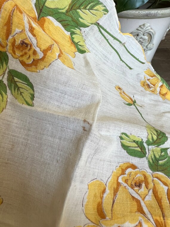 Set of 2 Yellow Floral Handkerchiefs / yellow flo… - image 7