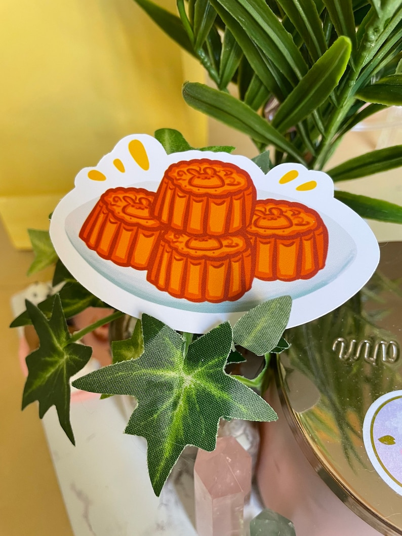 Premium Photo  Asian woman is making colorful snow skin moon cake, recipe  of sweet snowy mooncake. press plastic mould. dessert for mid-autumn  festival, close up, lifestyle.