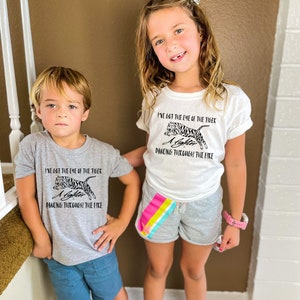 Katy Perry Youth Shirt, Katy Perry T-Shirt, Roar, Concert Tee, Roar Shirt, Katy Perry Birthday Gift, Katy Fan, Katy Perry Gift, Katycat