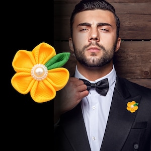Buttonhole flower &quot;Sunshine&quot; Buttonhole flower // Boutonniere // Corsage // Lapel jewelry
