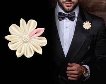Buttonhole flower "Sweet Spot" groom's pin in ivory with pink accent | Boutonniere made of satin fabric handmade | Corsage flower white