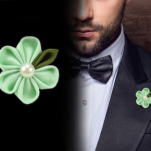 Buttonhole flower &quot;Mint&quot; Buttonhole flower // Boutonniere // Corsage // Lapel jewelry