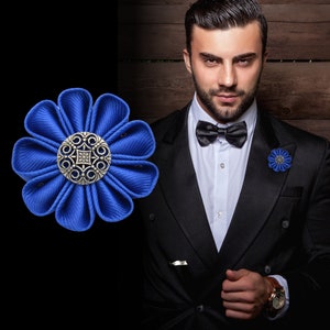 Buttonhole flower &quot;Royal Blue&quot; Buttonhole flower // Boutonniere // Corsage // Lapel jewelry