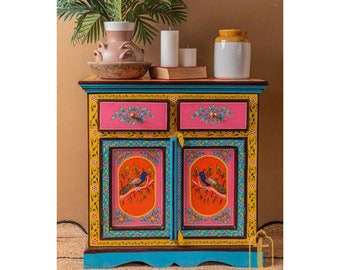 Indian Peacock Floral Hand bemaltes Holzschränkchen / Beiseite Aufbewahrung / Schrank | Nachtschrank, Beistelltisch, Handbemalter, Großer Holzschrank.