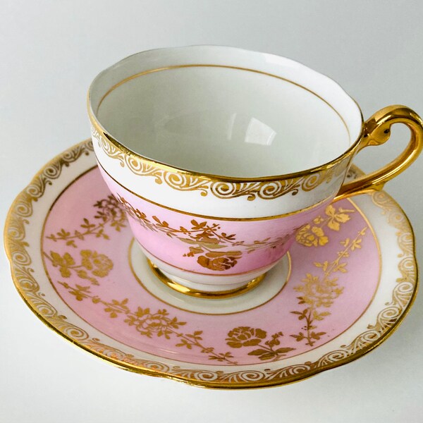 Royal Standard Pink and Gold Tea Cup & Soucoupe Set