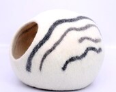 40 45 50 cm ecofriendly hand felted cat cave - Felted cat house-Cozy Cat Bed- Handmade in Nepal white