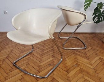 1 of 2 Mid Century Modern White Designer Chair / Gastone Rinaldi Flynn for Rima / Dining Chair / Italian Design / 1970s
