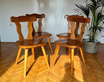 SET 4  Vintage Dining Chairs / Wooden Chairs / Mid Century / Made in Italy / Cottage Style / Retro Chairs / 1970s / 70s