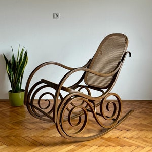Brown Bentwood Rocking Chair / Wooden Rocking Chair / Renovated Vintage ...