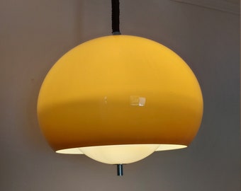 Iconica rara lampada da soffitto Meblo Guzzini Space Age 'Burgos' / Lampada a sospensione vintage / Lampada retrò / Design italiano / Metà secolo / Anni '70