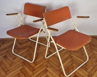 1 of 2 Vintage Orange Wooden Folding Chair / German Chair / Camping Chair / Retro Furniture / Germany / 70s/ 1970s