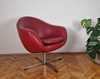 1 of 2 Mid Century / Red Swivel Simple Armchairs / Egg Chair / Office Chair / Living Room / Red Chair / Designer Chairs / Made in Italy/ 70s