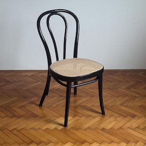 Black Thonet style chair No. 18 / Vintage desk chair / cafe chair / kitchen chair / bentwood dining chair / made in Yugoslavia 1970s
