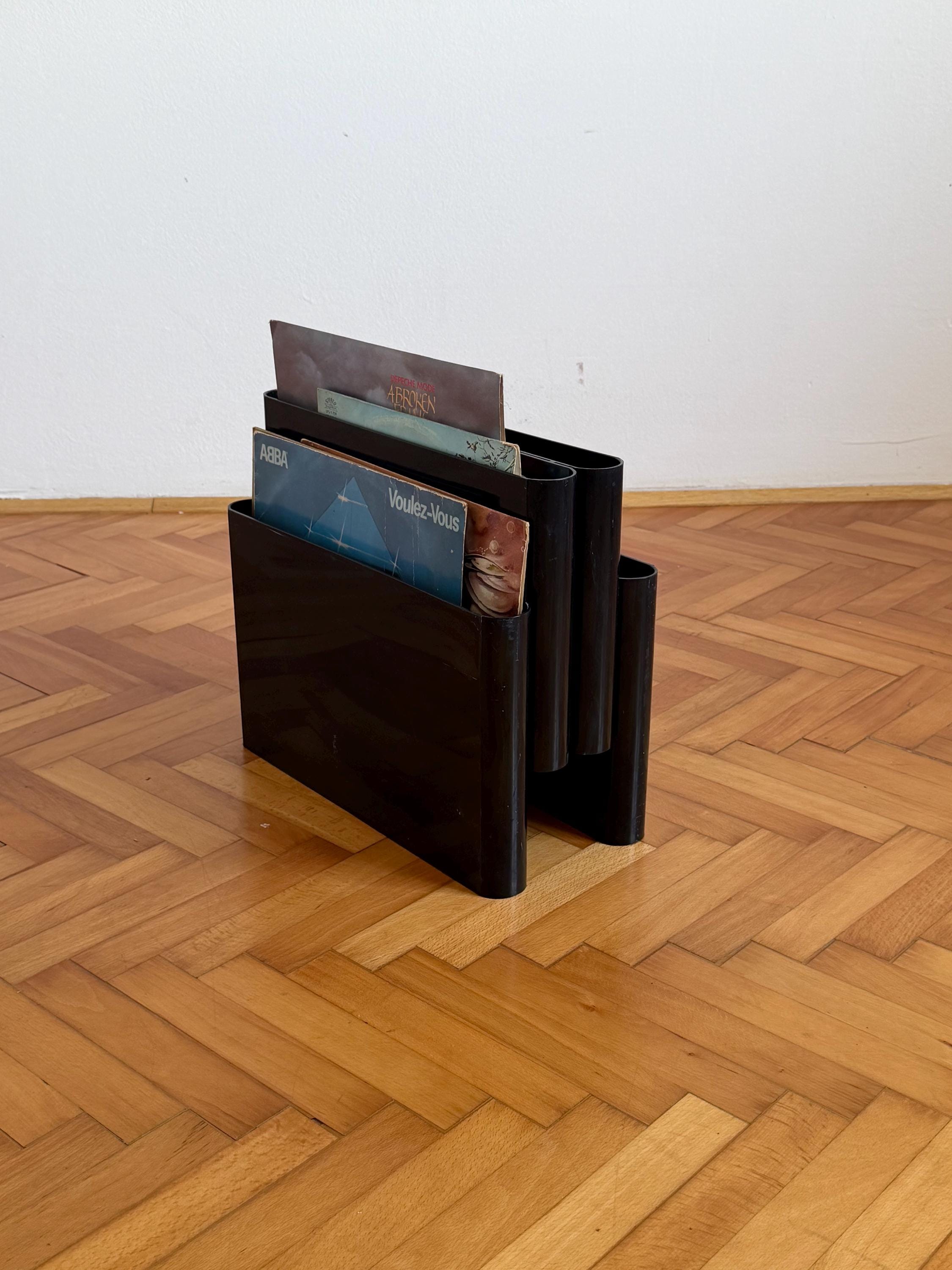 Kartell Magazine Rack - Etsy Kartell Magazine Rack - Etsy