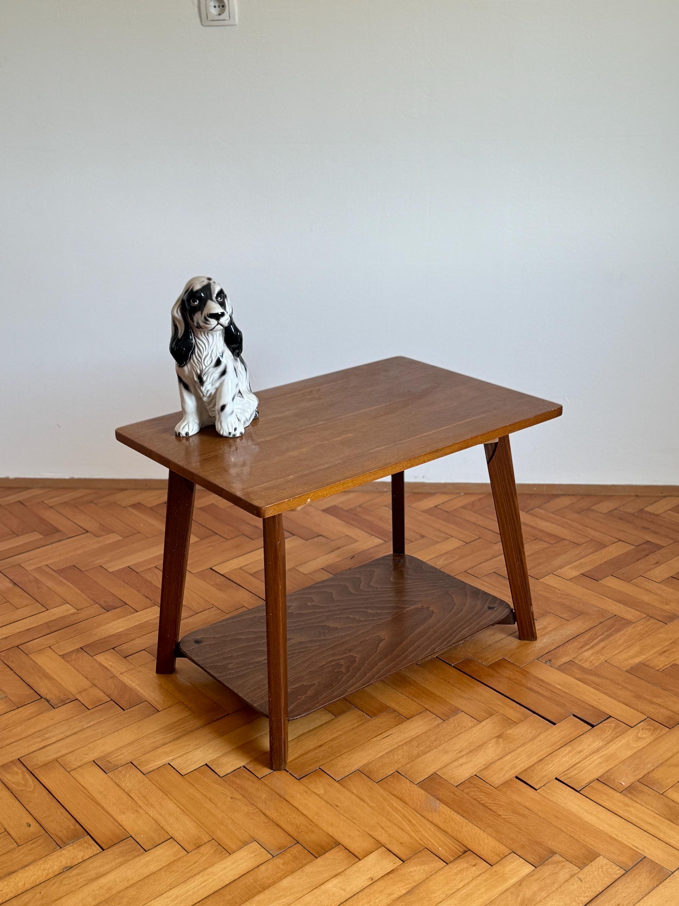 Vintage Wooden Coffee Table / Mid Century Modern Brown Side Table