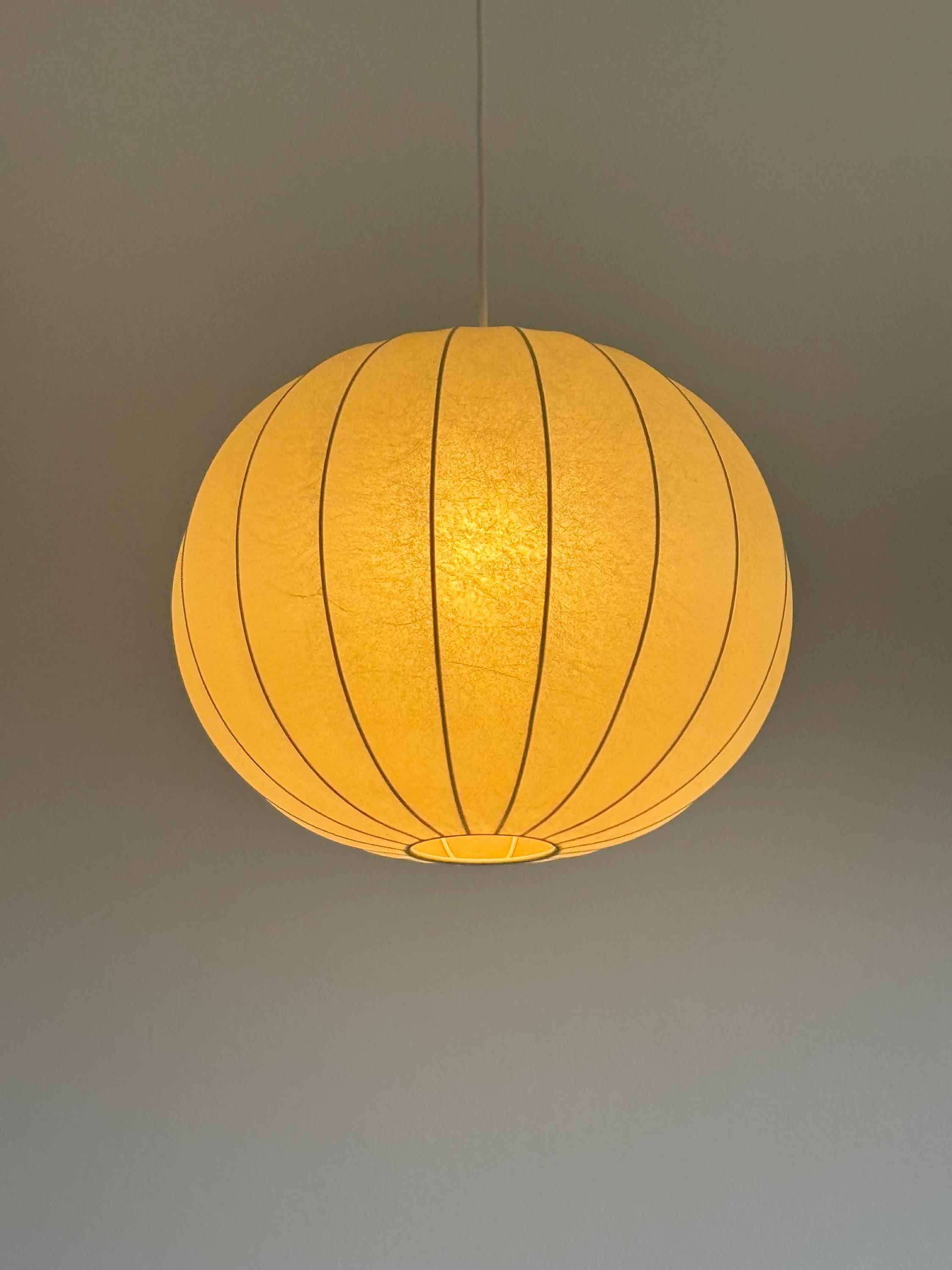 Mid Century White Cocoon Pendant Lamp by Castiglioni / Original Fiberglass Globe Lamp / Vintage Round Ceiling Light / Italian Design / 1960s