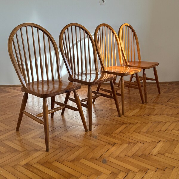 1 of 4 Vintage Solid Wood Windsor Dining Chairs / Mid Century Chairs / Scandinavian Style / Retro Chairs / Made in Yugoslavia