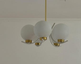 Vintage White & Gold 5 Arm Chandelier / Mid Century Modern Ceiling Light / Opaline Glass Globes Lamp / Space Age Lighting / 1970s