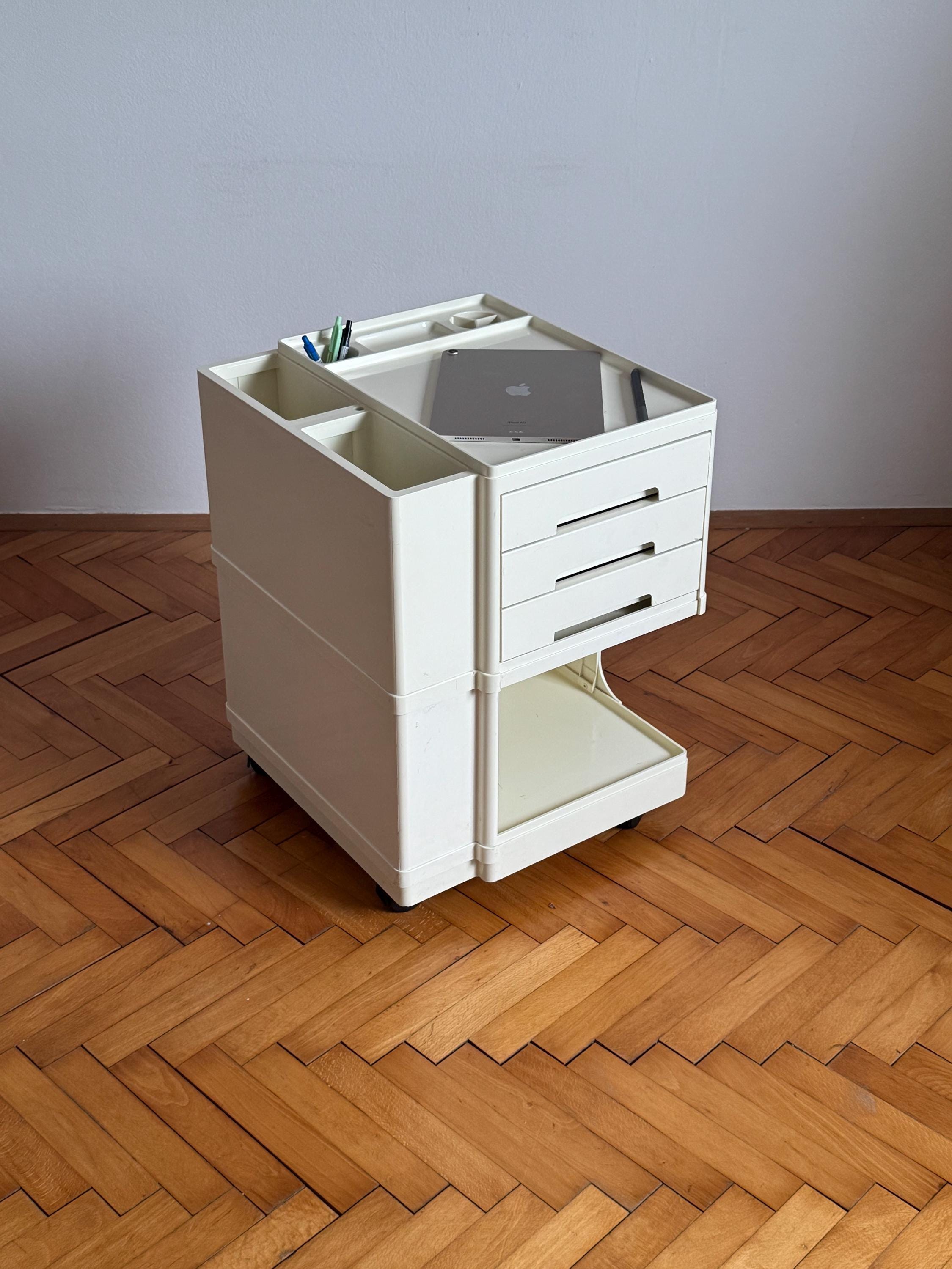 NEOLT ネオルト ITALY 1960s ビンテージワゴン キャビネット