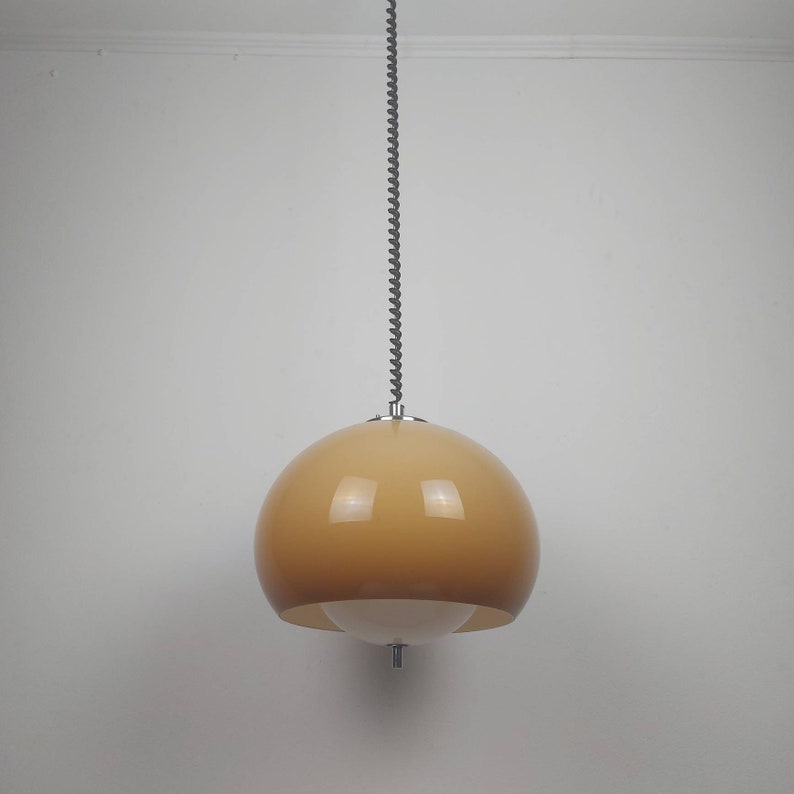 Iconic rare Meblo Guzzini Space Age Ceiling Light 'Burgos' / Vintage Pendant Light / Retro Lamp / Italian Design / Mid Century / 70s zdjęcie 4