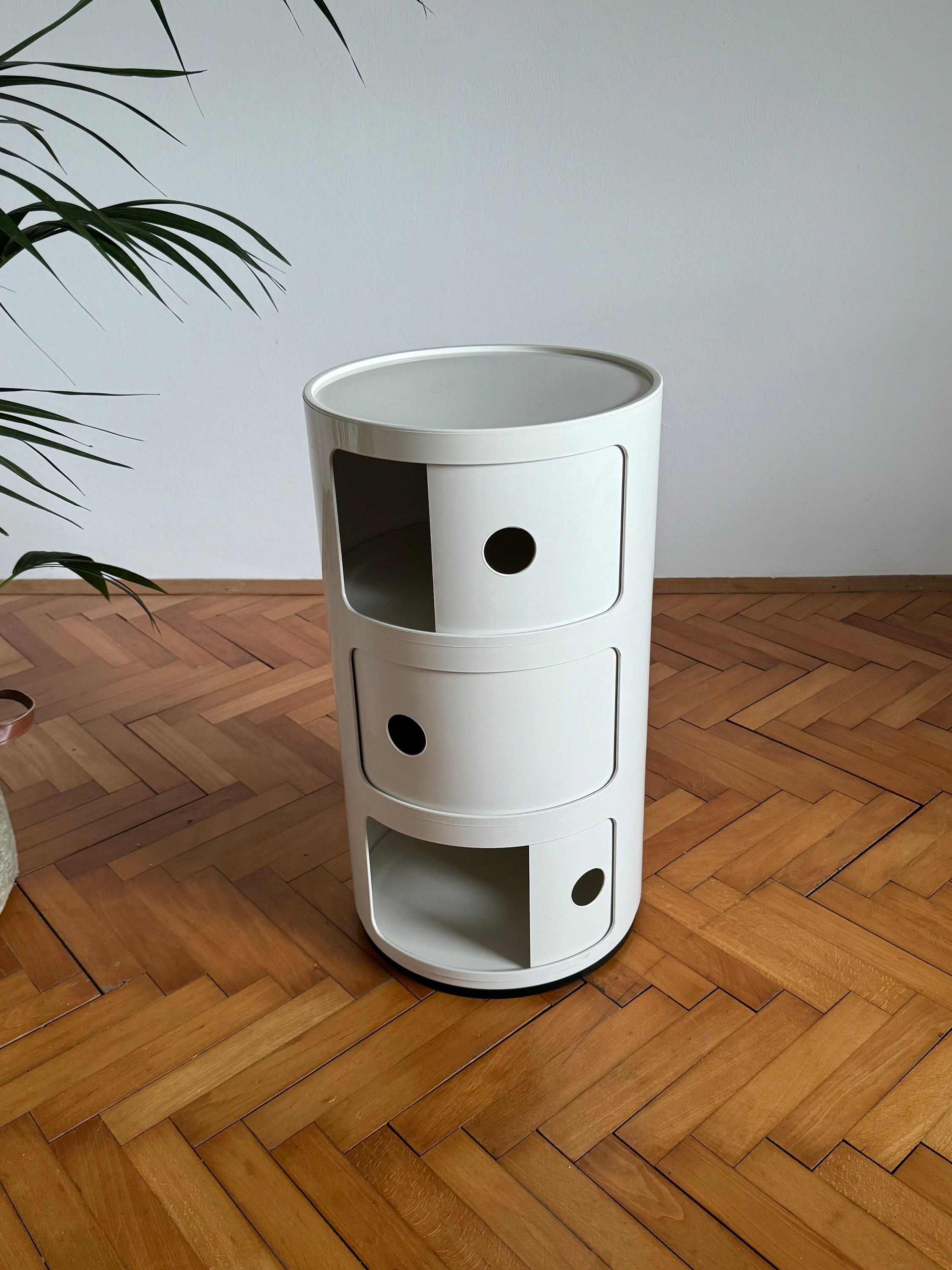 Vintage Kartell Cabinet 4979 by Anna Castelli / Trolley