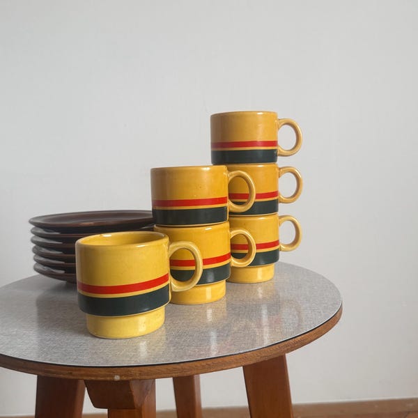 SET of 6 Vintage Coffee Mugs / Vintage Tea Mugs / Ceramic Mugs / Made in Yugoslavia / Mid-century / Kitchen Decor / Retro Coffee Mugs / 70s