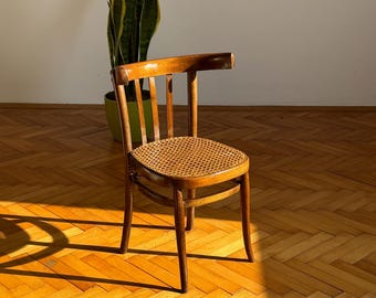 Small Vintage Brown Wooden Chair / Mid Century Modern Kids Chair / Bentwood Children's Chair / Original Thonet Accent Chair / 1970s
