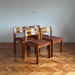 SET of 4 Elegant Vintage Chairs / Mid Century Modern Wooden Dining Chairs / Retro Lacquered Chairs / Italian Design / 1960s