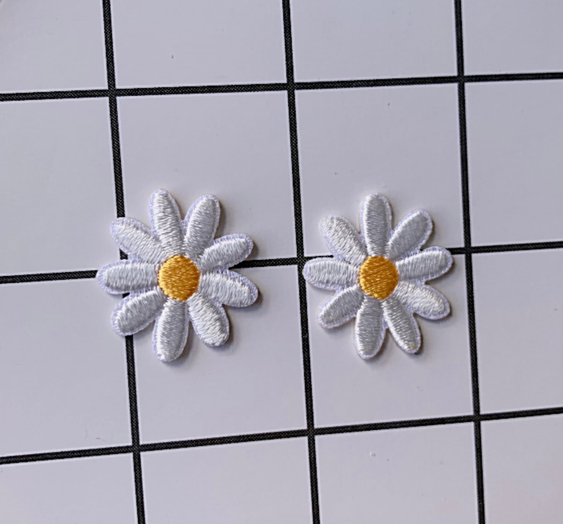 Flower patch daisy patch embroidered daisy iron on patch Etsy