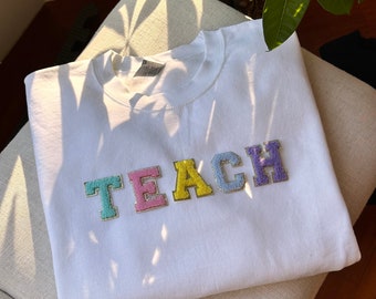 Personalized sweatshirt for teacher | custom sweatshirts | teach sweatshirts | Birthday gift for kids | Gift for kids |girls  sweatshirt