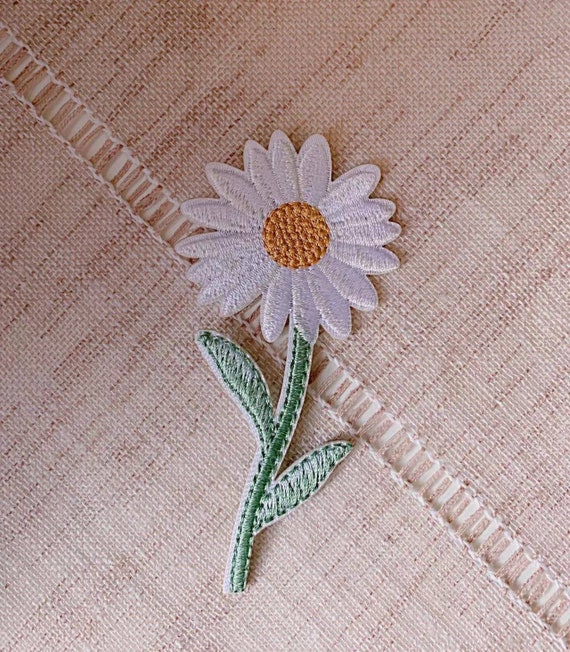 White Daisy Patch Flower Patch Iron on Patch Iron on Etsy