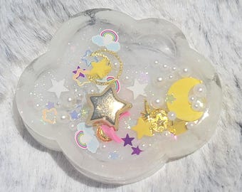 Glow-in-the-dark White SMALL Cloud Liquid Shaker Charm Sensory Fidget