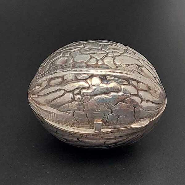 Antique 800 silver box pill box walnut nut pill box box for pills