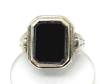 Antique men's signet ring, 800 silver, onyx stone, size 17 (57).