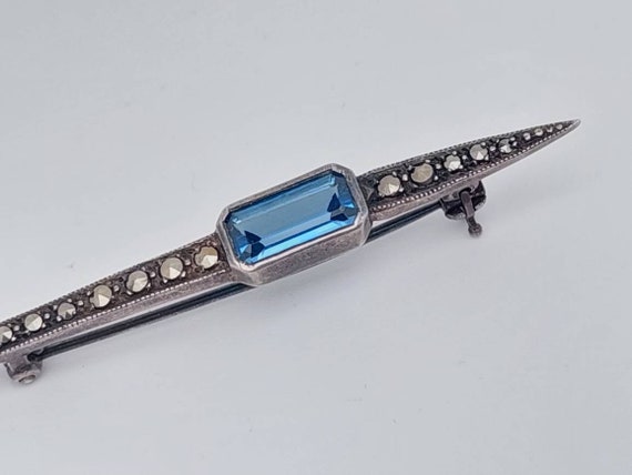 Broche pierre barrette bleue centrale & strass métal argenté