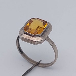 Antiker 835er Silber Ring gelber geschliffener Stein antiker Ring antiker Schmuck Gr 17 57