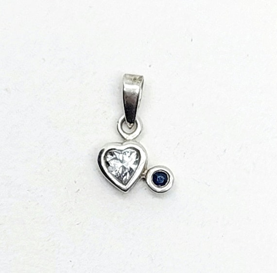 Schöner 925er Silber Anhänger Charm Herz Herz mit klarem und blauem Farbstein Kettenanhänger Anhänger