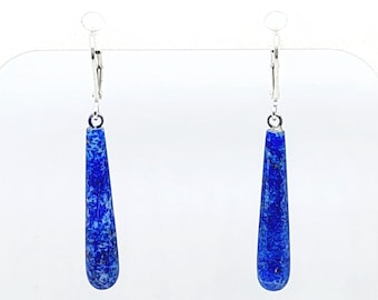 Vintage oorbellen van 925 sterling zilver met lapis lazuli edelstenen.