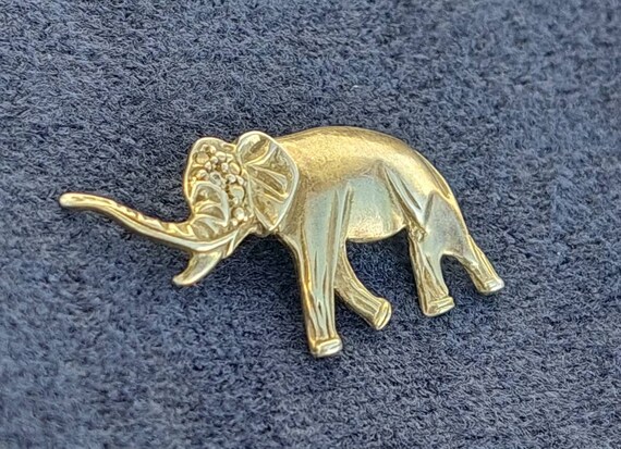 Pendentif éléphant En Argent Massif Vintage - Années 50/60 - Travail De Précision Et Belle Patine