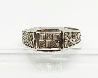 Size 27 67 Antique Vintage Ring Signet Ring Silver Men's Ring with Geometric Patterns