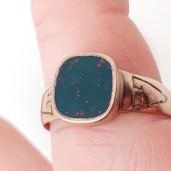 333 Gold Ring Men s Signet Ring Heliotrope Real Gold Jewelry Antique Ring Blood Jasper Size 27 US 12 Etsy Canada